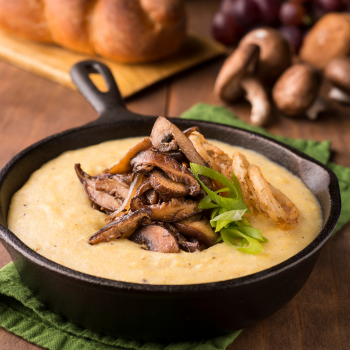 A bowl of Polenta with Mushroom topping