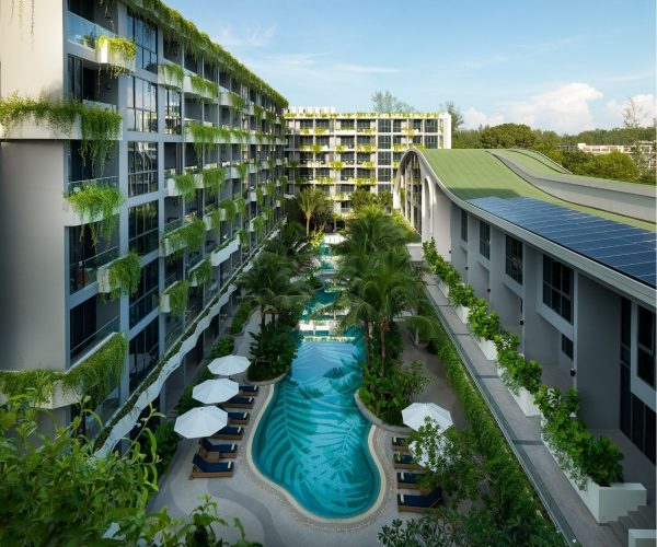 La Green Hotel and Residence