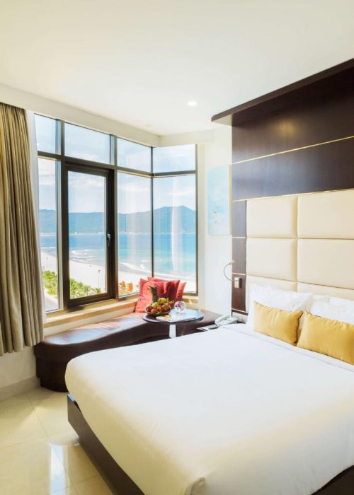 Senior Dlx Room
